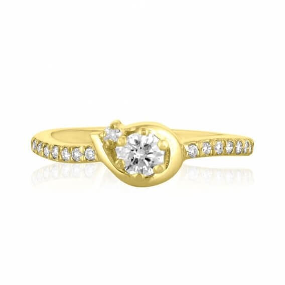טבעת אירוסין קלאסית בשילוב זהב לבן חצי קראט