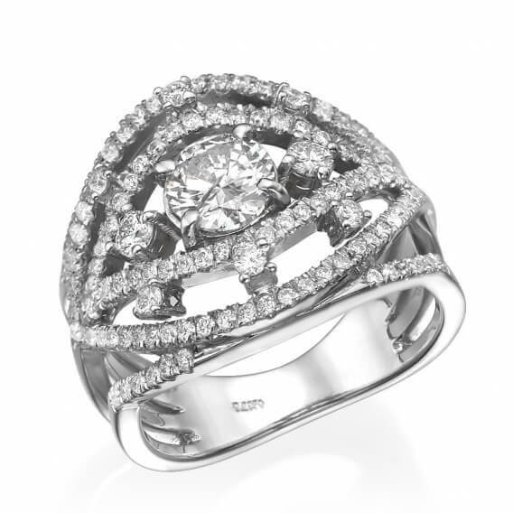 טבעת יהלומים מעוצבת בצורת עין זהב לבן 2.79 קראט