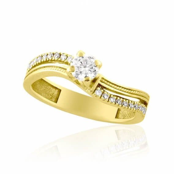טבעת יהלומים קלאסית בשיבוץ זהב ויהלומים מלאני