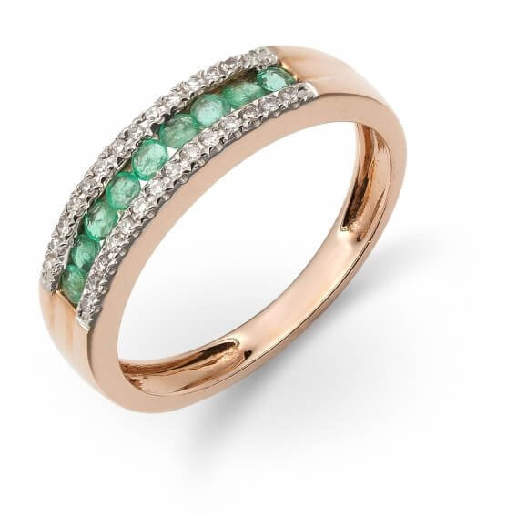טבעת לגבר מעוצבת ומשולבת יהלומים ואבני חן אמרלדים 0.68 קראט - קייל